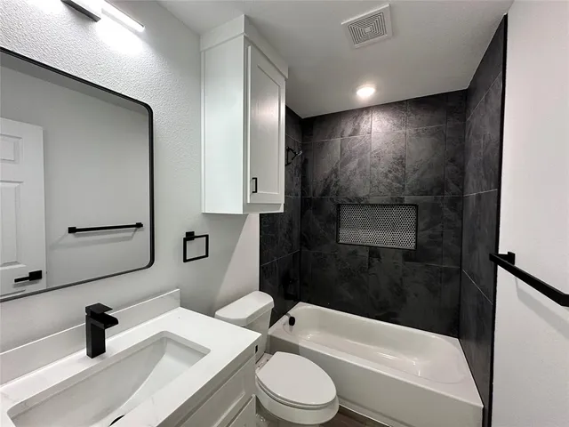 $1,275 | 1311 Oneal Street, Unit B, Commerce, TX 75428