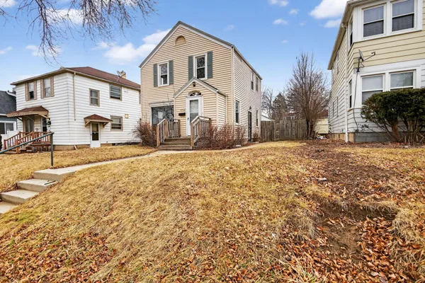 $134,900 | 4332 North 15th Street, Milwaukee, WI 53209