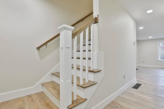 $699,900 | 131 Badger Hill Drive, Milford, NH 03055