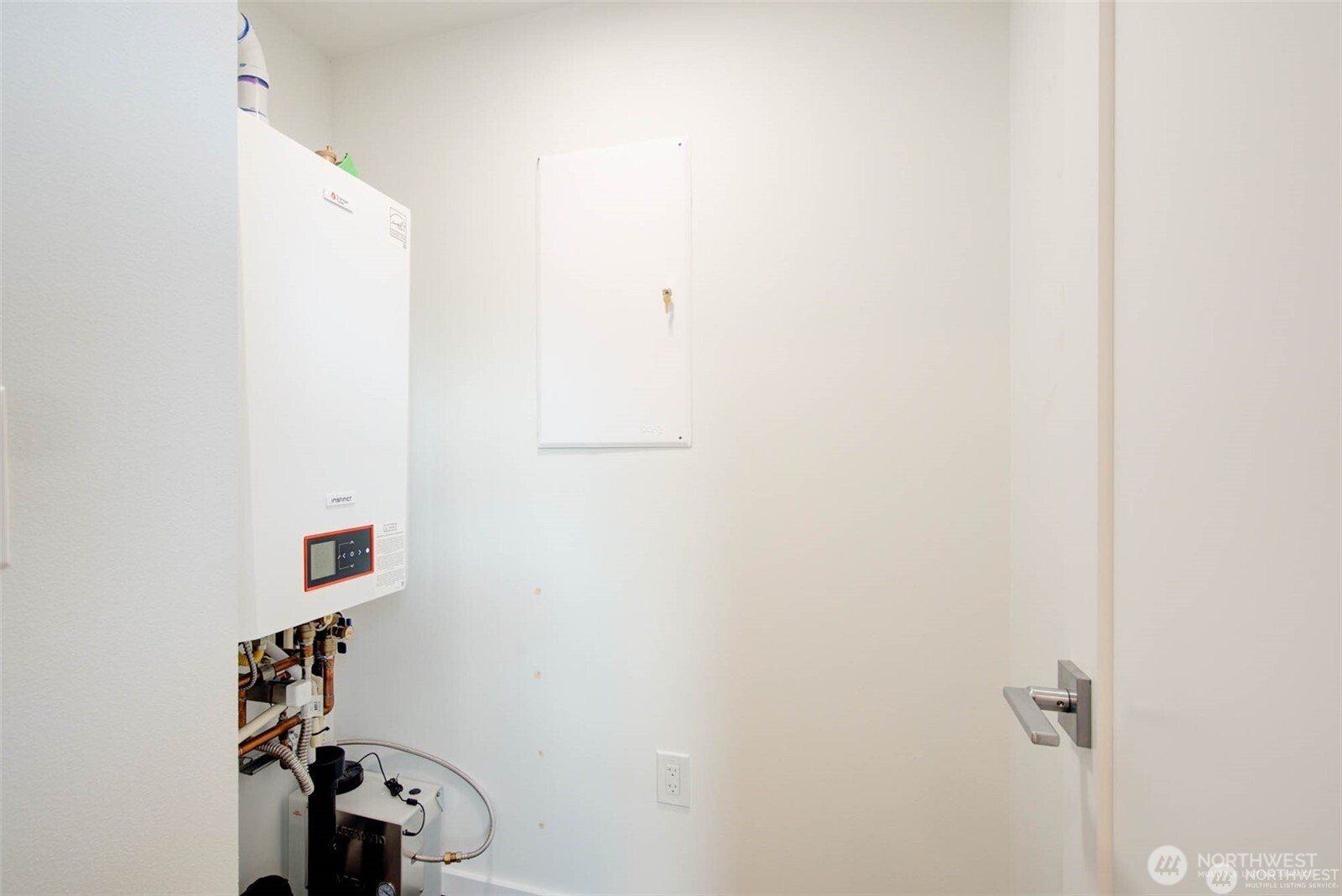 4606 Northeast 47th Street Seattle, WA 98105 - Photo 36 of 36