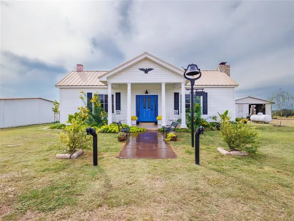 $525,000 | 247 Fm 1029 Street North, Mullin, TX 76864