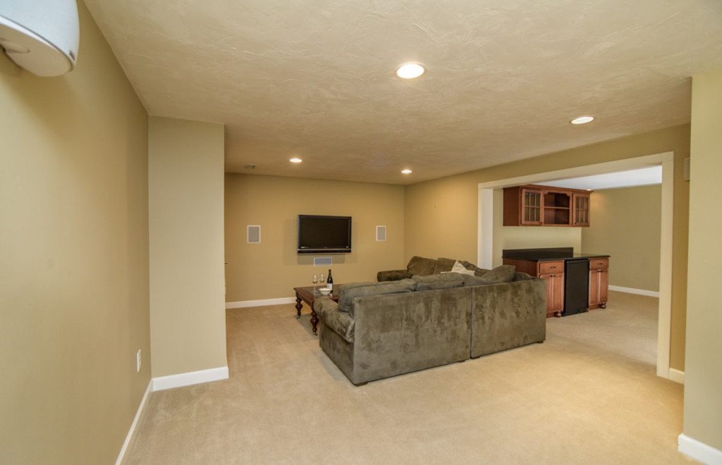 3 Lancelot Road Shrewsbury, MA 01545 - Photo 14 of 30 Gallery Image 14
