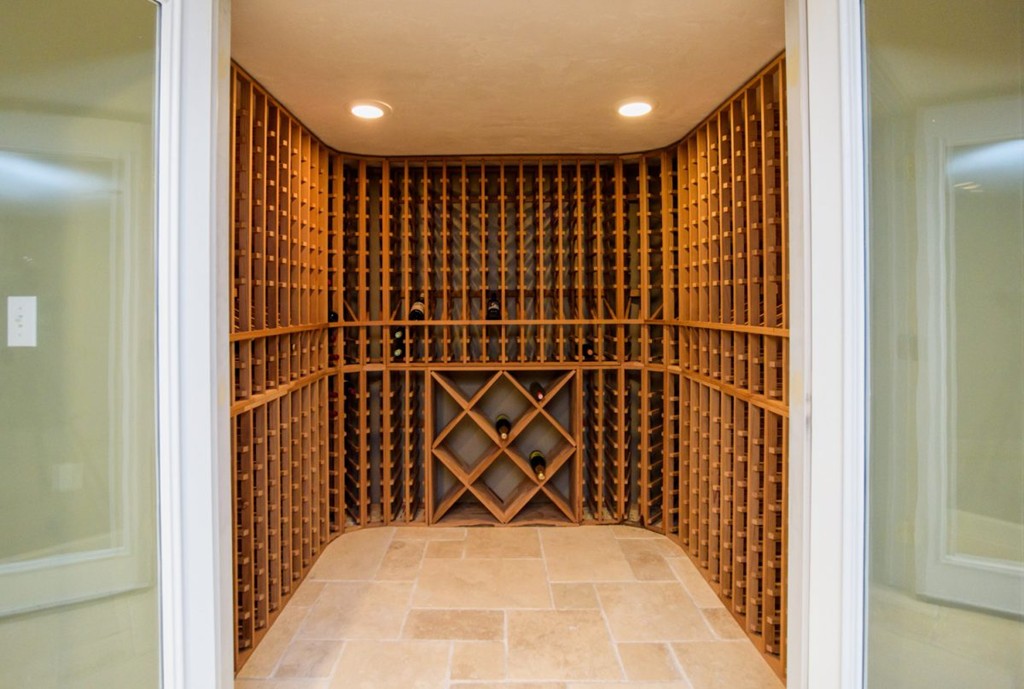 3 Lancelot Road Shrewsbury, MA 01545 - Photo 19 of 30 Gallery Image 19