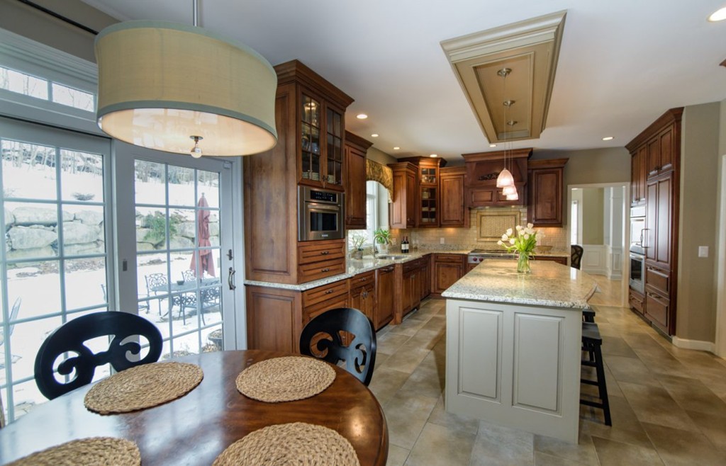 3 Lancelot Road Shrewsbury, MA 01545 - Photo 3 of 30 Gallery Image 3