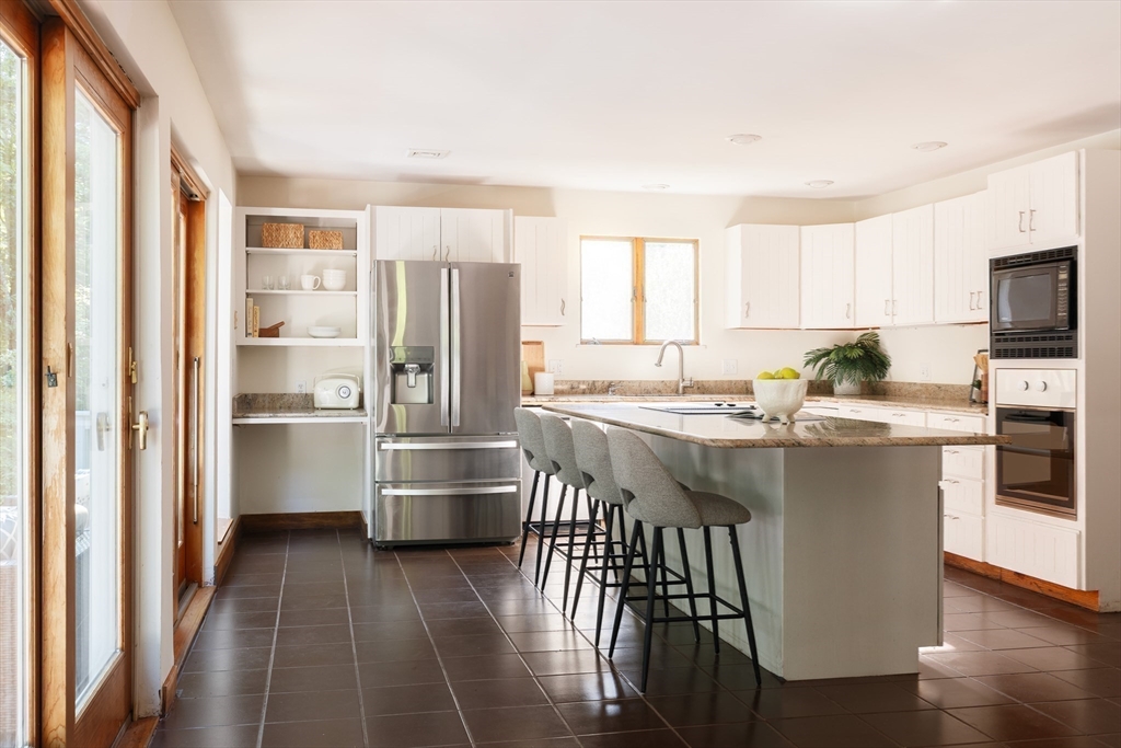 185 Maple Street Stow, MA 01775 - Photo 8 of 31