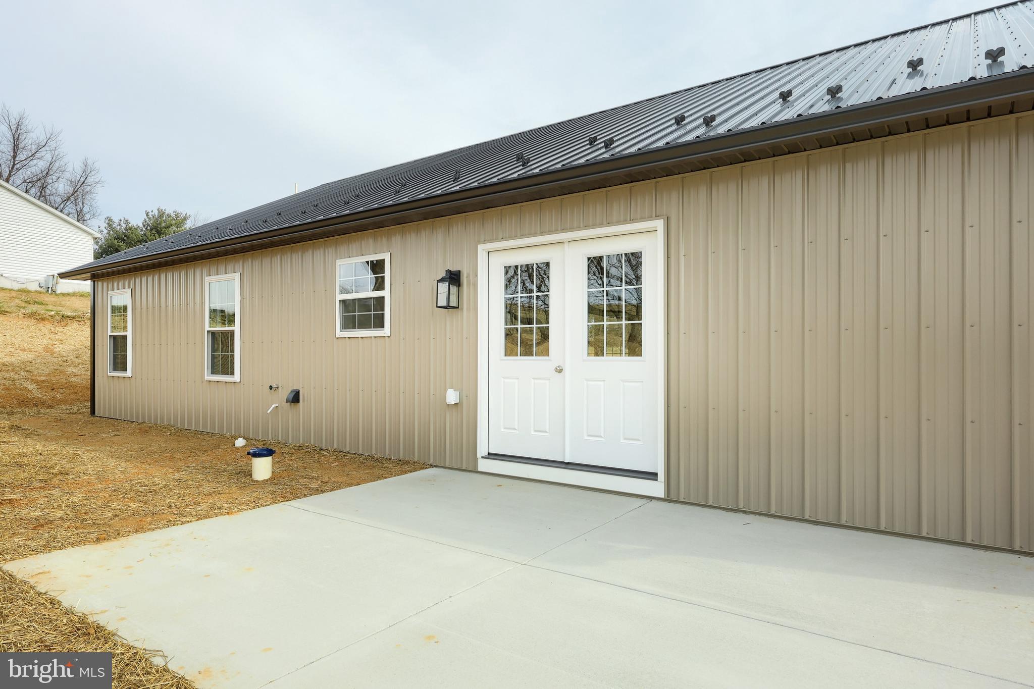 10620 Enfield Road Felton, PA 17322 - Photo 13 of 62 a front view of a house