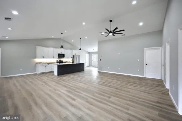 $394,500 | 10620 Enfield Road, Felton, PA 17322