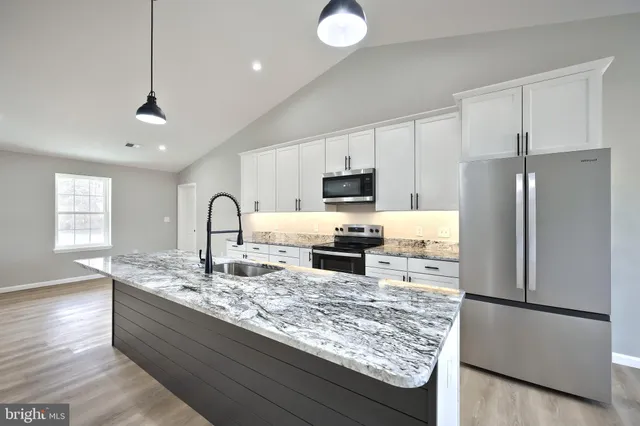 $394,500 | 10620 Enfield Road, Felton, PA 17322