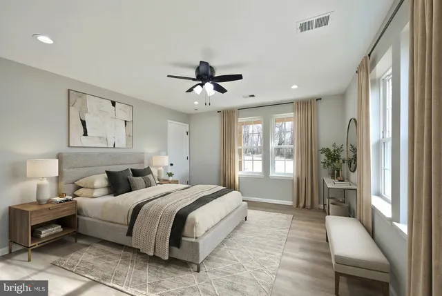 $394,500 | 10620 Enfield Road, Felton, PA 17322