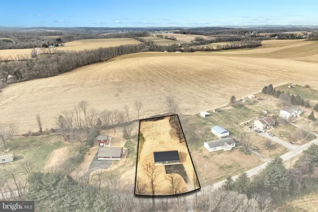 $394,500 | 10620 Enfield Road, Felton, PA 17322