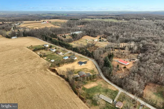 $394,500 | 10620 Enfield Road, Felton, PA 17322