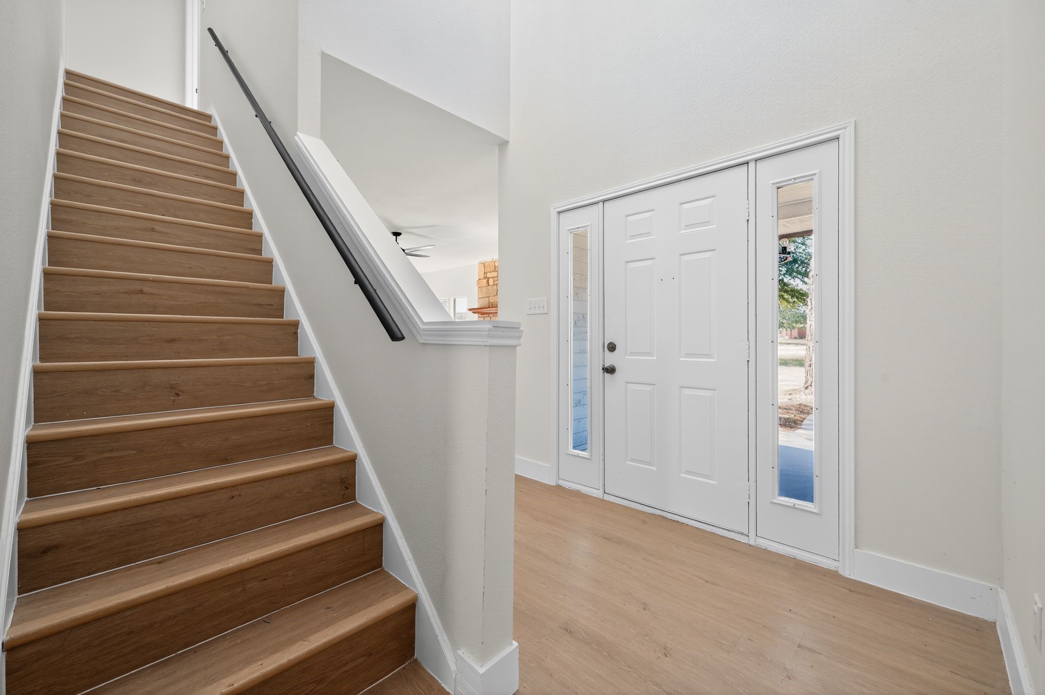 300 Fawn Lane Georgetown, TX 78628 - Photo 13 of 43 a view of entryway