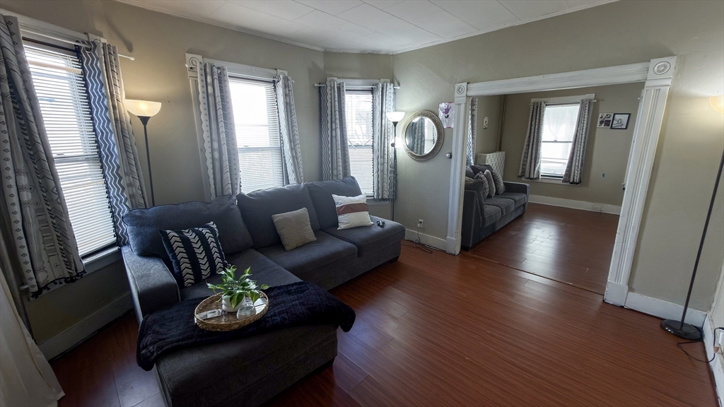 24 Hampden Street West Springfield, MA 01089 - Photo 7 of 18