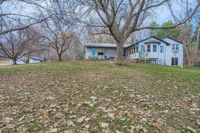 $665,000 | 21581 Creekside Circle, Prior Lake, MN 55372