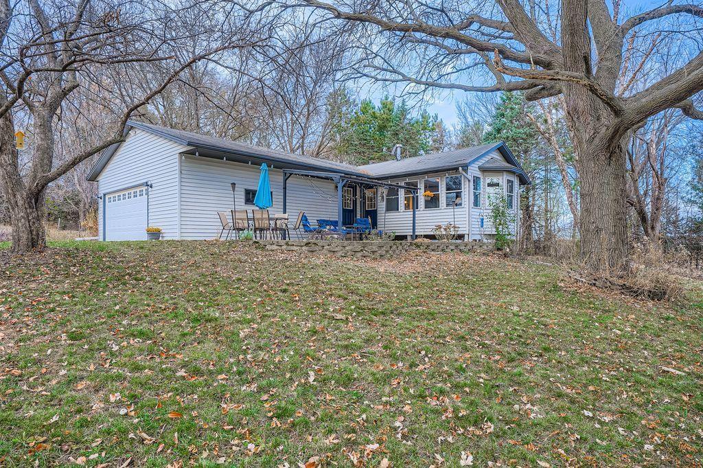 21581 Creekside Circle Prior Lake, MN 55372 - Photo 2 of 24