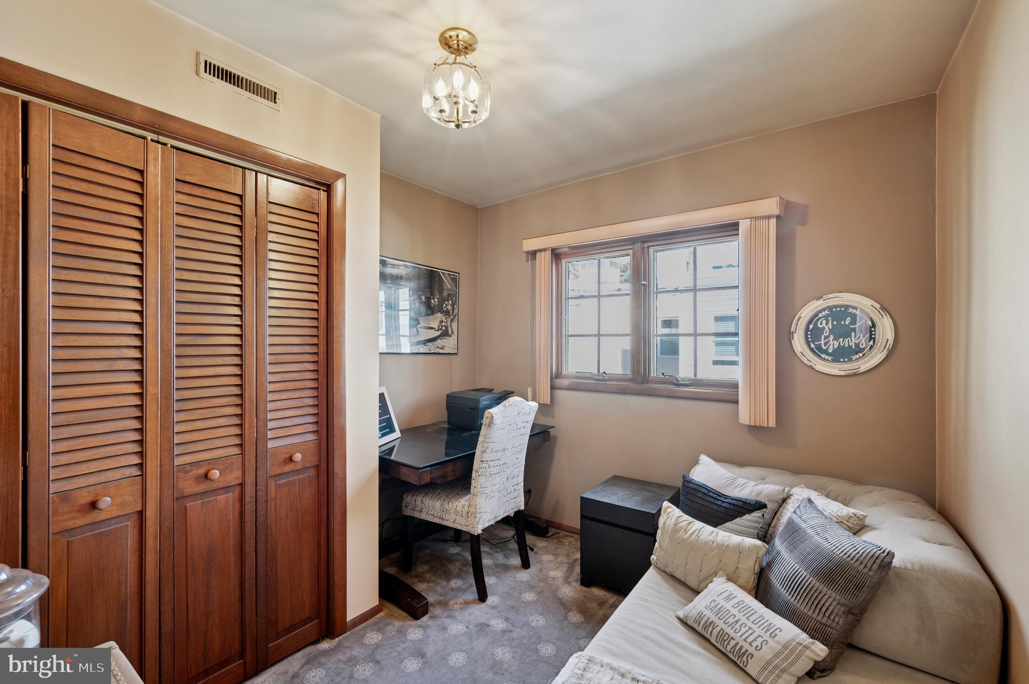 2325 South Lambert Street Philadelphia, PA 19145 - Photo 11 of 15 Gallery Image 11