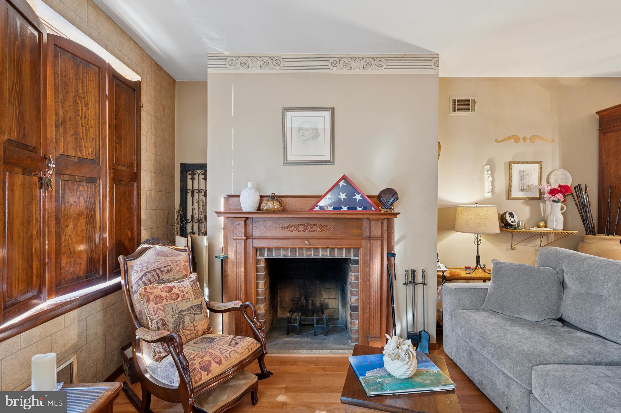 2325 South Lambert Street Philadelphia, PA 19145 - Photo 3 of 15 Gallery Image 3