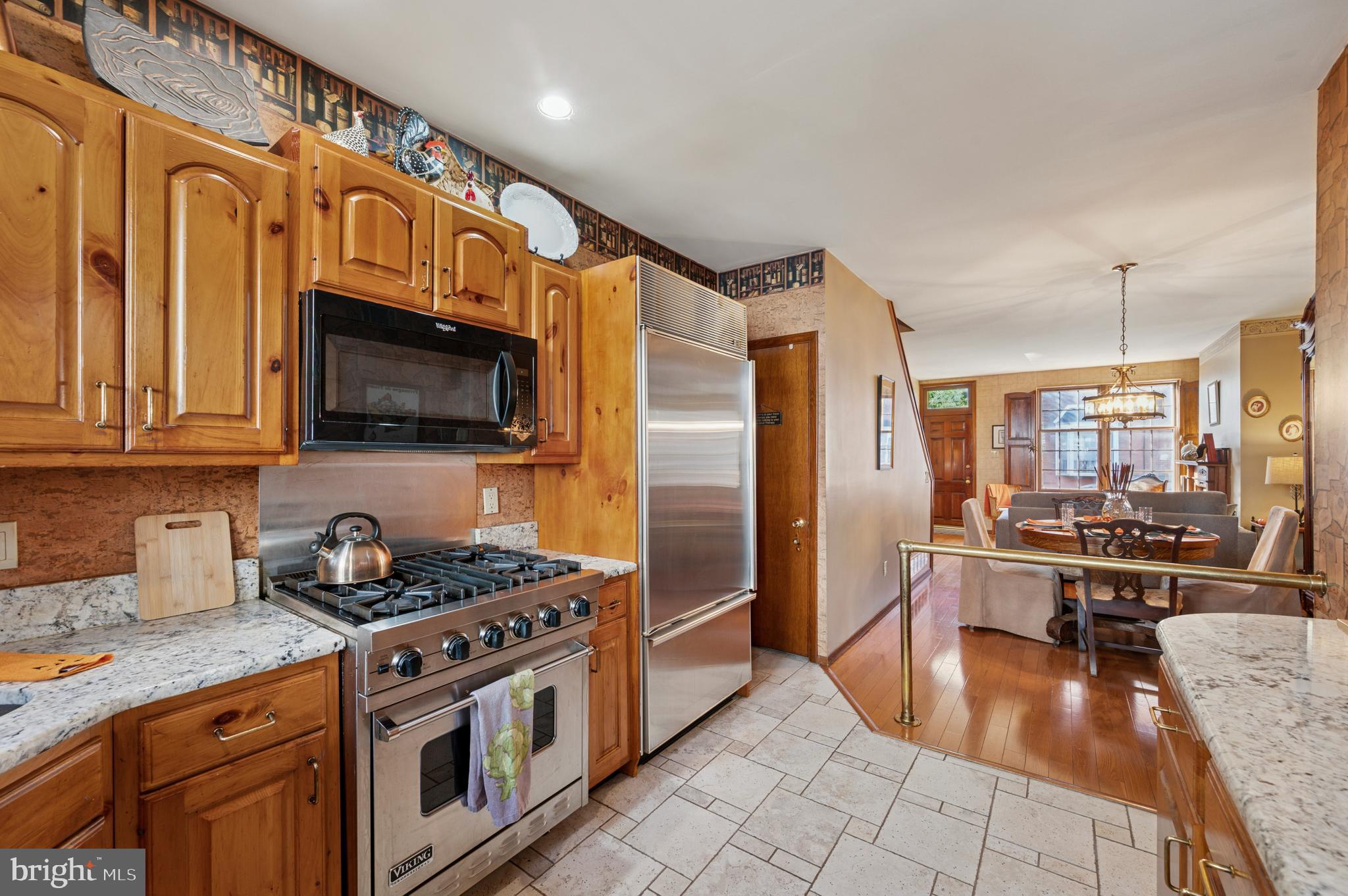 2325 South Lambert Street Philadelphia, PA 19145 - Photo 10 of 15 Gallery Image 10