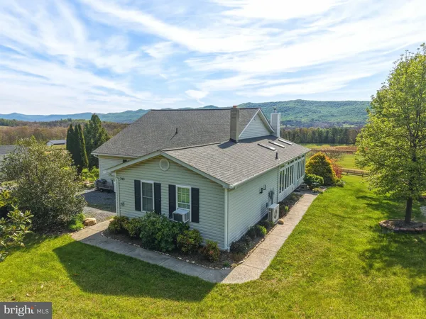 $399,900 | 340 Nazareth Drive, Fort Valley, VA 22652
