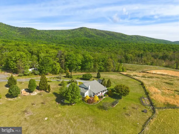$399,900 | 340 Nazareth Drive, Fort Valley, VA 22652