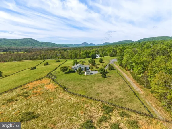 $399,900 | 340 Nazareth Drive, Fort Valley, VA 22652