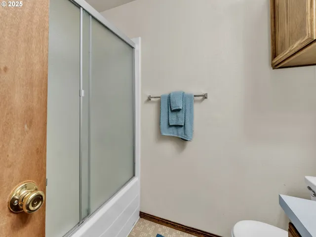 $399,000 | 1977 Maplewood Court South, Salem, OR 97306