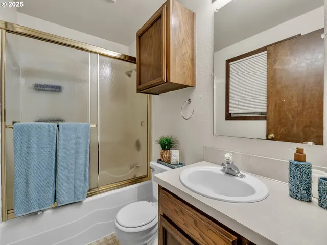 $399,000 | 1977 Maplewood Court South, Salem, OR 97306