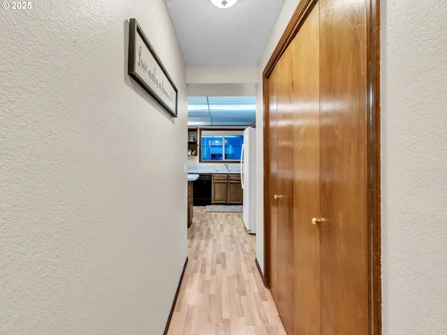 $399,000 | 1977 Maplewood Court South, Salem, OR 97306