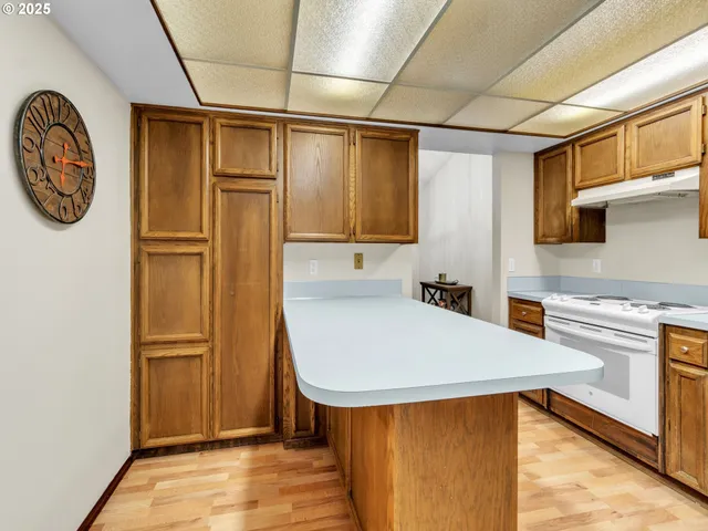 $399,000 | 1977 Maplewood Court South, Salem, OR 97306