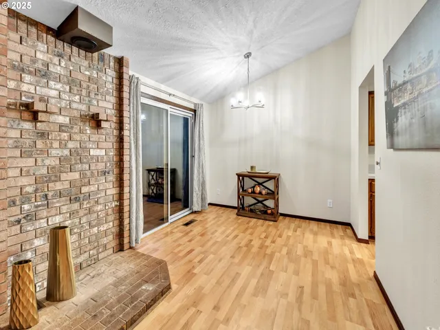 $399,000 | 1977 Maplewood Court South, Salem, OR 97306