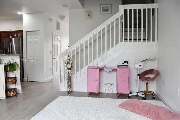 a view of entryway and hall