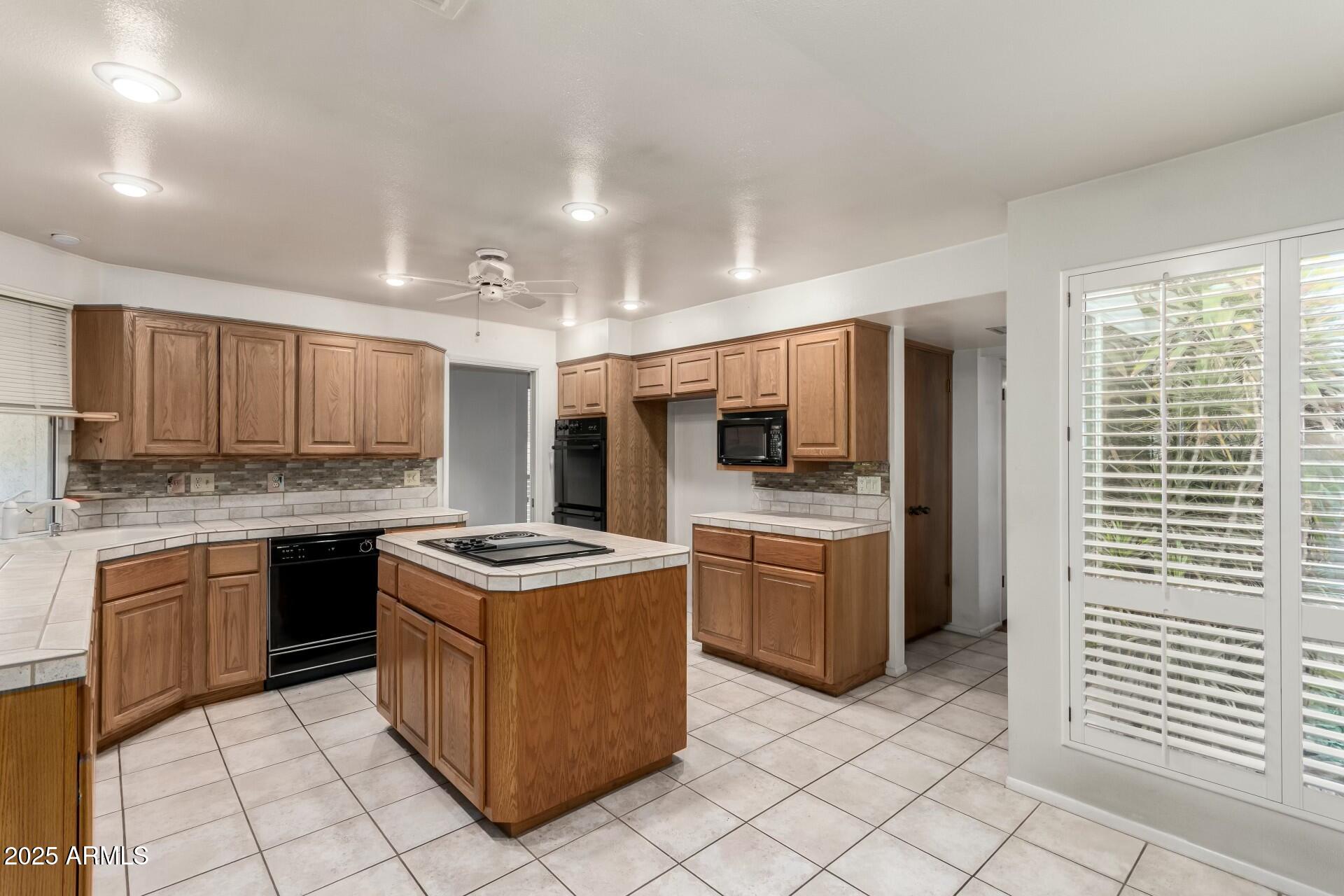 145 East Boca Raton Road Phoenix, AZ 85022 - Photo 28 of 69 tempImage75j09W