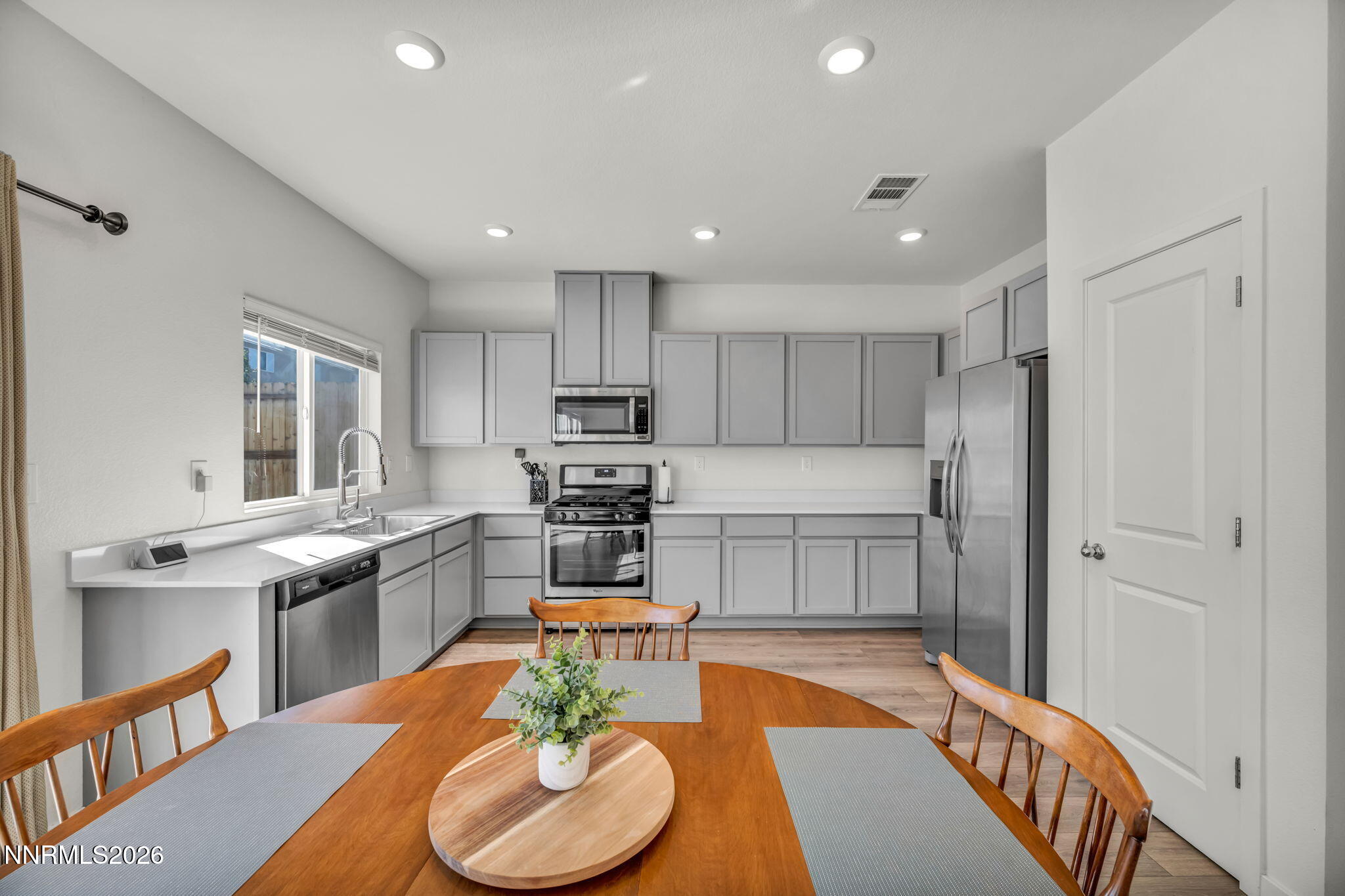 8830 Gazing Star Drive Reno, NV 89506 - Photo 14 of 42 60-web-or-mls-8830-gazing-star-dr