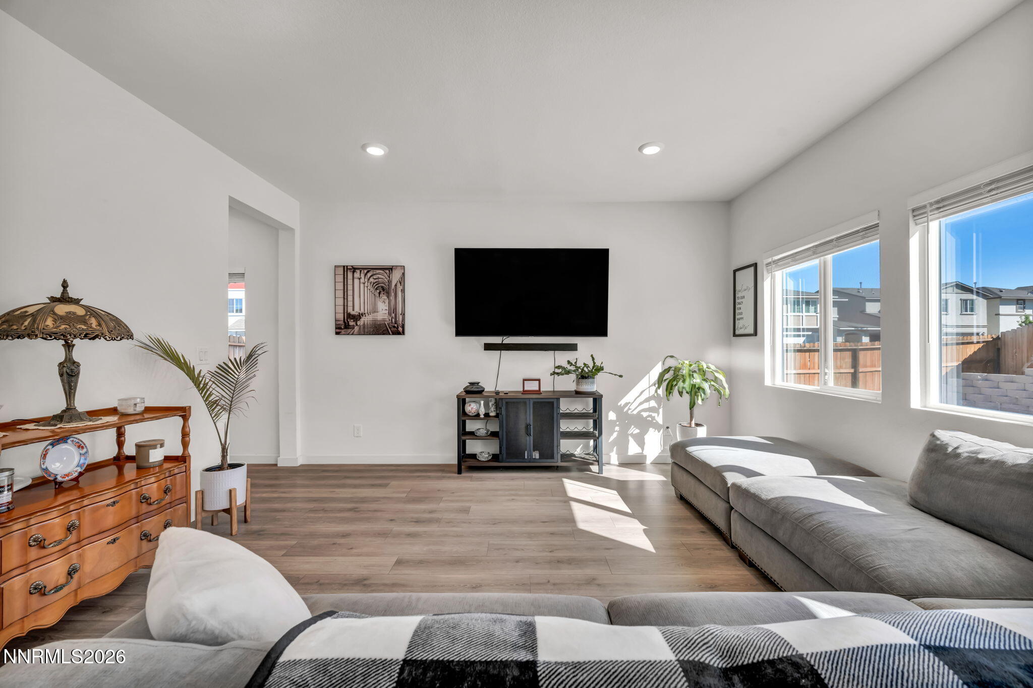 8830 Gazing Star Drive Reno, NV 89506 - Photo 8 of 42 69-web-or-mls-8830-gazing-star-dr