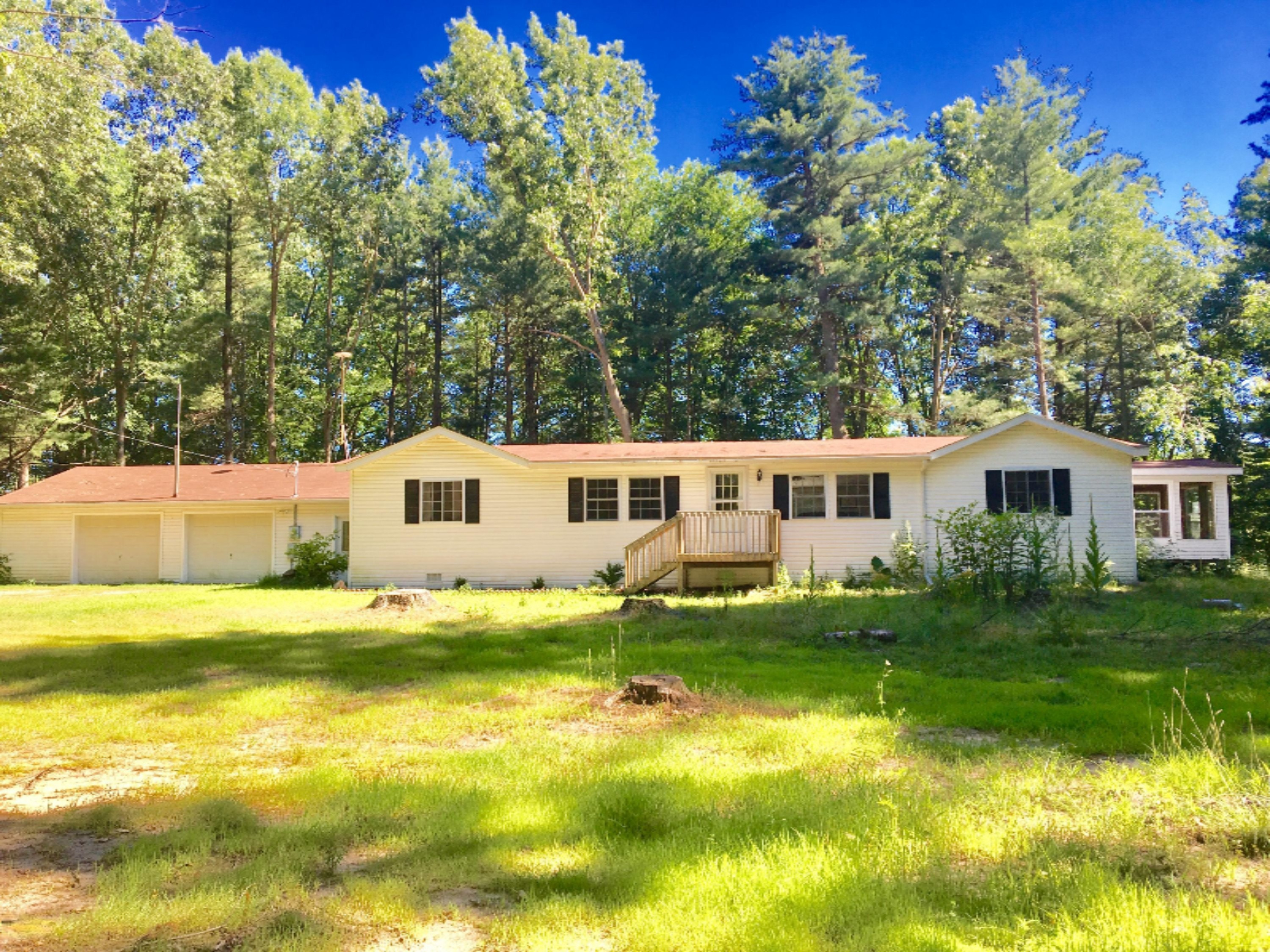 1205 West Fenwick Road Fenwick, MI 48834 - Photo 3 of 49 65806554-BFD5-4AB5-8A76-8D2F905829AF