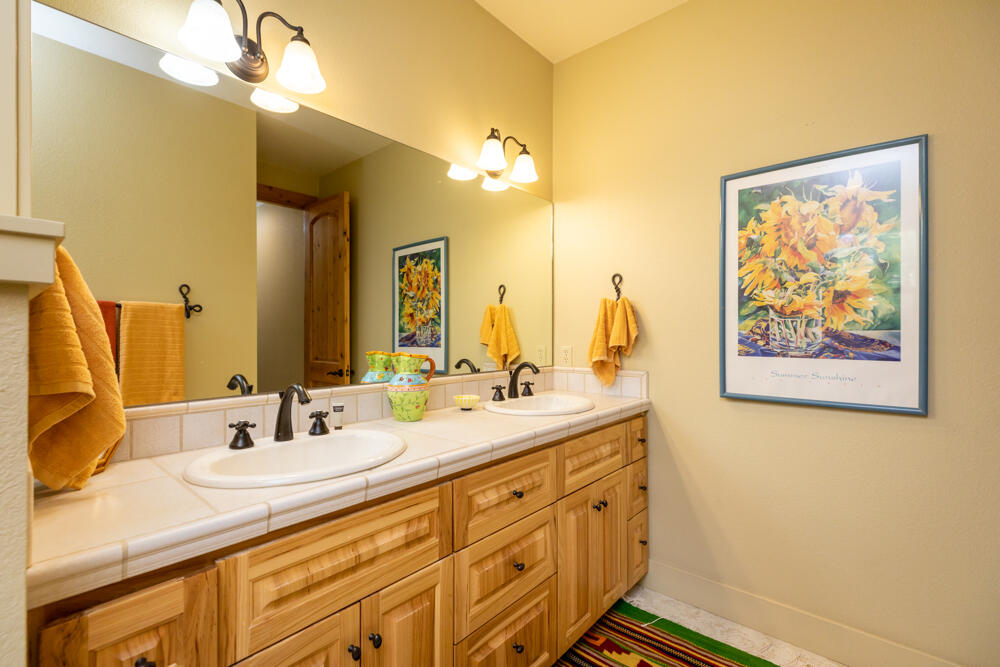 11833 Kestrel Road Klamath Falls, OR 97601 - Photo 32 of 88 24