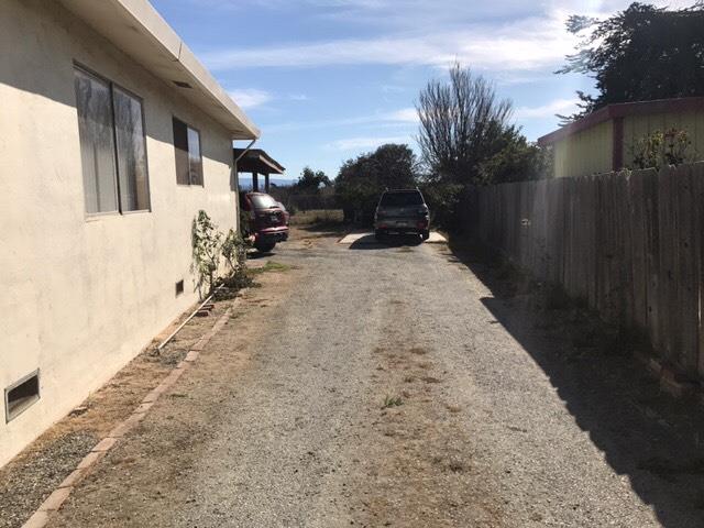 16810 El Rancho Way Salinas, CA 93907 - Photo 3 of 9 Gallery Image 3