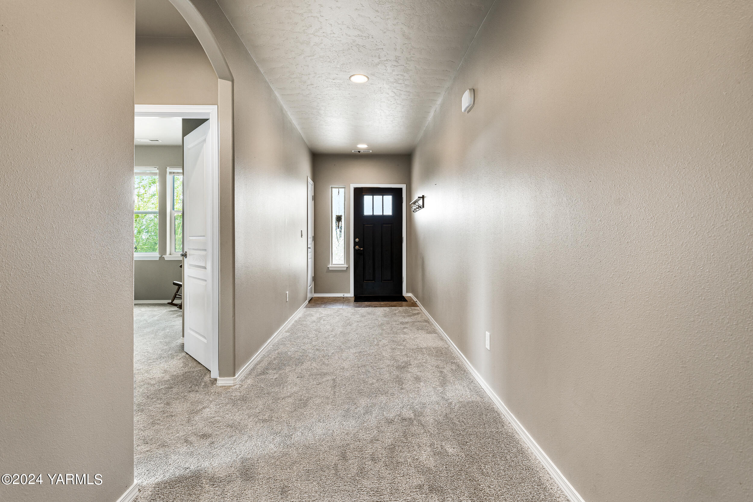 14650 Douglas Road Yakima, WA 98908 - Photo 6 of 45 14650Douglas_07
