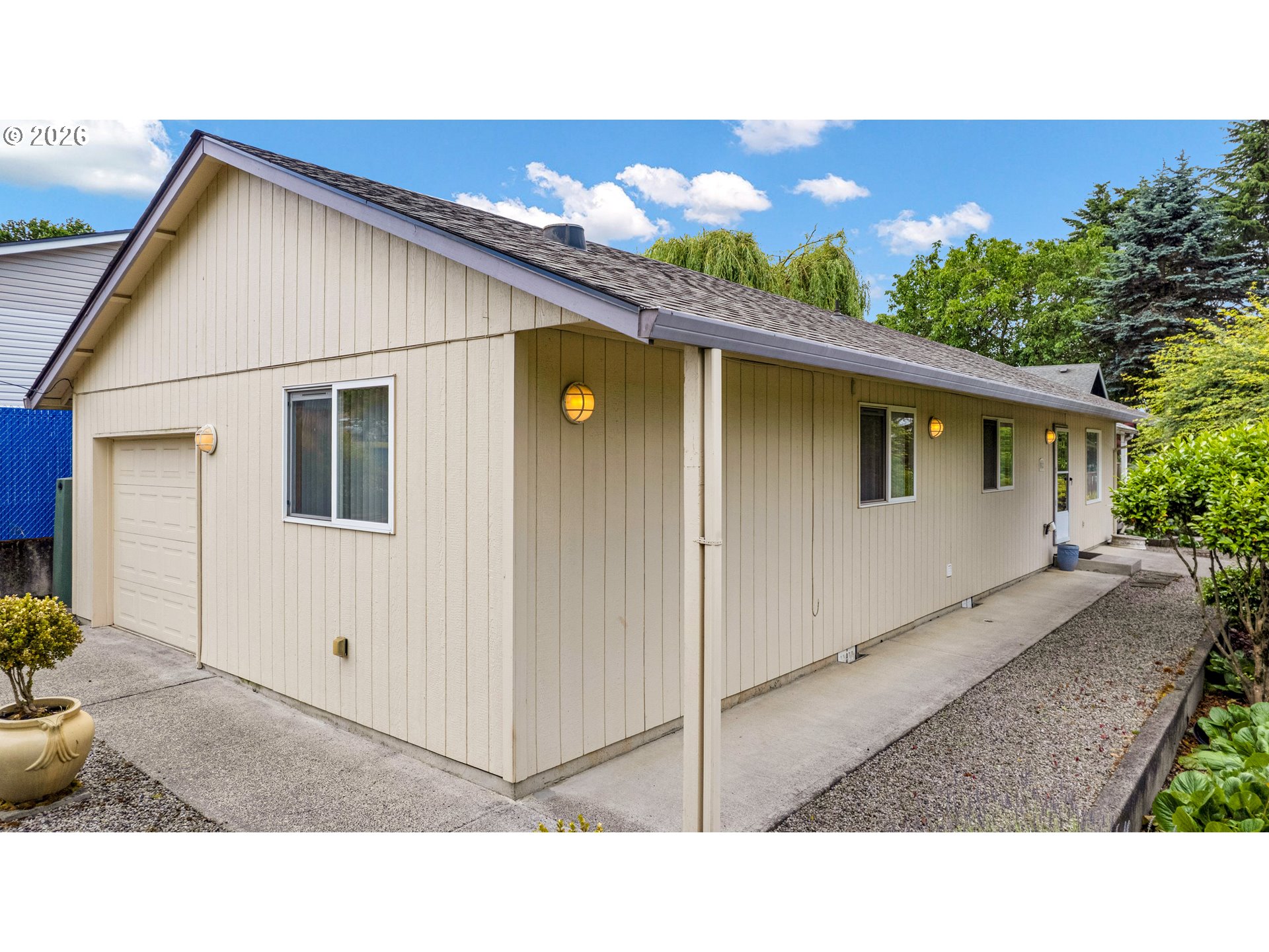 512 North Railroad Avenue Ridgefield, WA 98642 - Photo 2 of 47