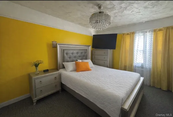 $499,999 | 155-30 116th Road | South Jamaica
