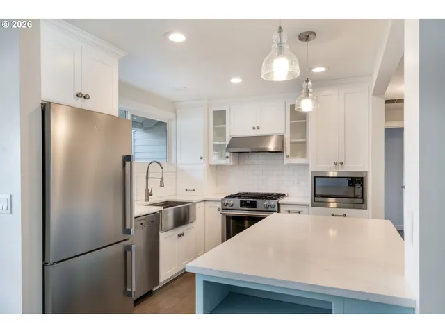 $315,000 | 5165 Southwest Normandy Place, Beaverton, OR 97005