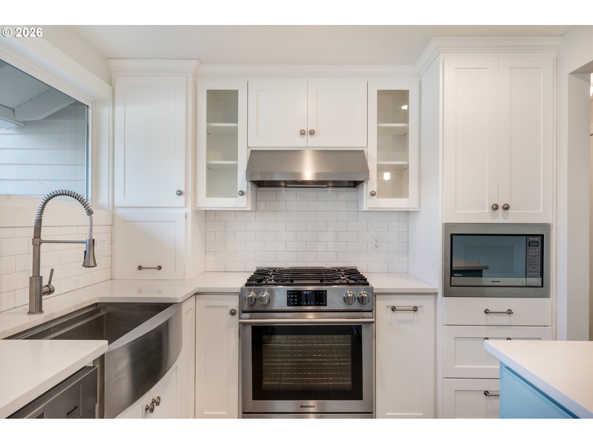 5165 Southwest Normandy Place Beaverton, OR 97005 - Photo 13 of 47 Kitchen