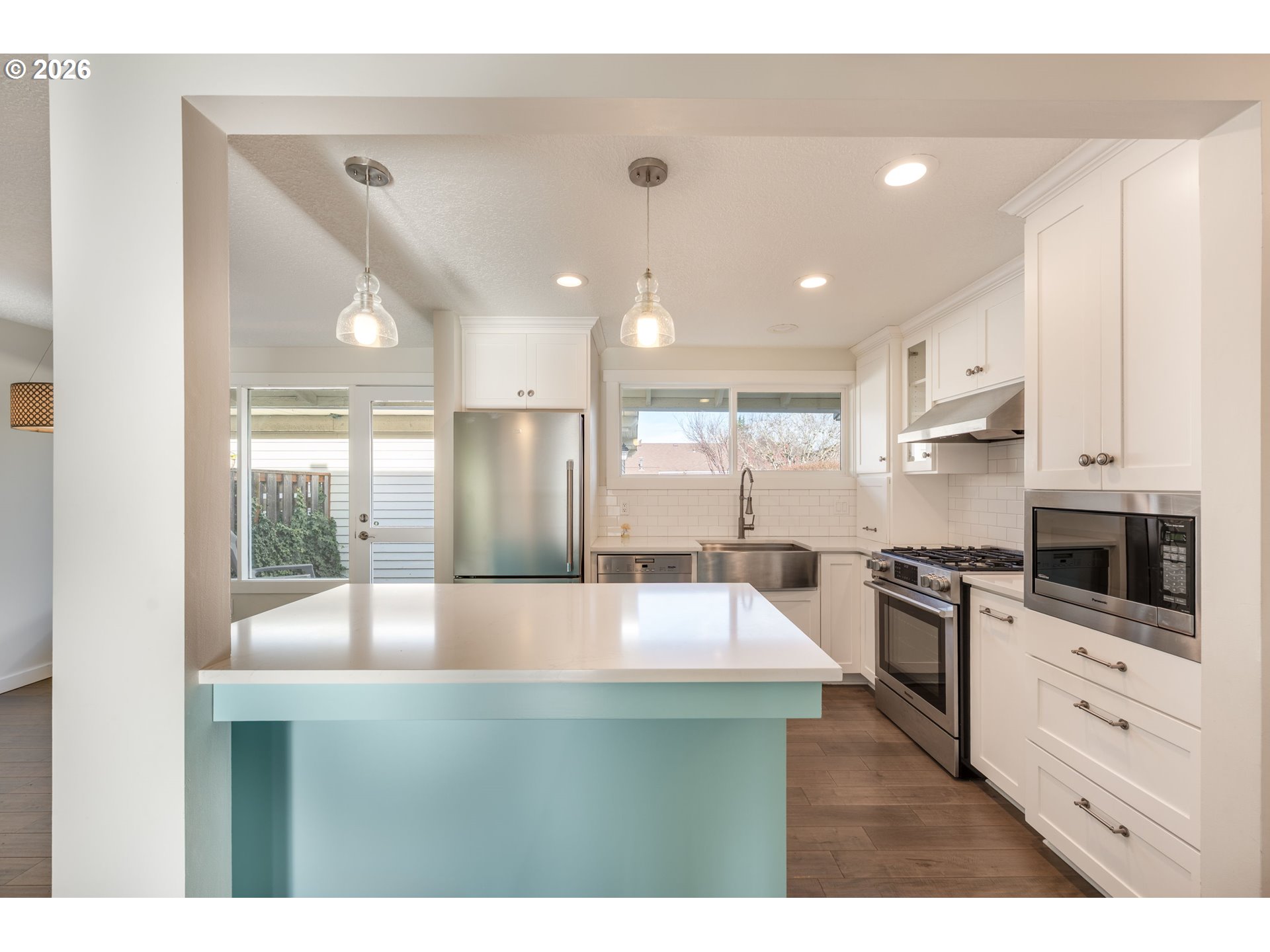 5165 Southwest Normandy Place Beaverton, OR 97005 - Photo 18 of 47 Kitchen