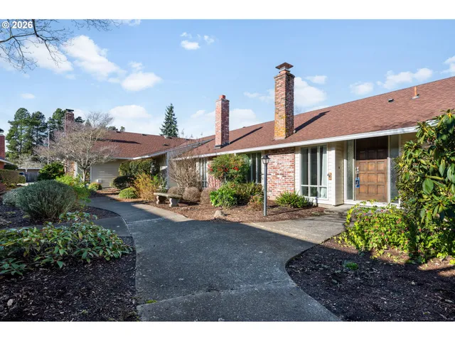 $315,000 | 5165 Southwest Normandy Place, Beaverton, OR 97005