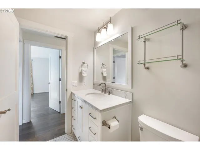 $315,000 | 5165 Southwest Normandy Place, Beaverton, OR 97005