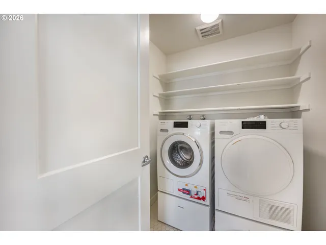 $315,000 | 5165 Southwest Normandy Place, Beaverton, OR 97005