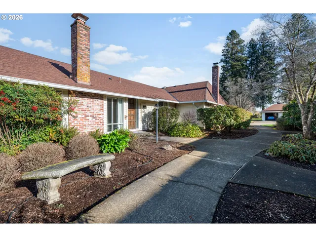 $315,000 | 5165 Southwest Normandy Place, Beaverton, OR 97005