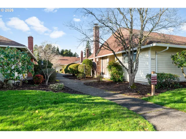 $315,000 | 5165 Southwest Normandy Place, Beaverton, OR 97005