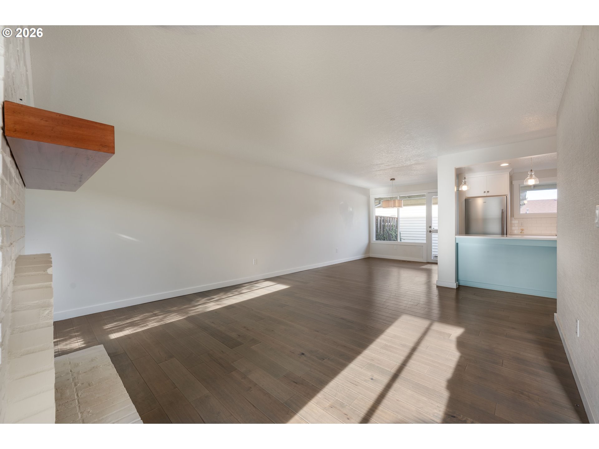 5165 Southwest Normandy Place Beaverton, OR 97005 - Photo 7 of 47 Living Room