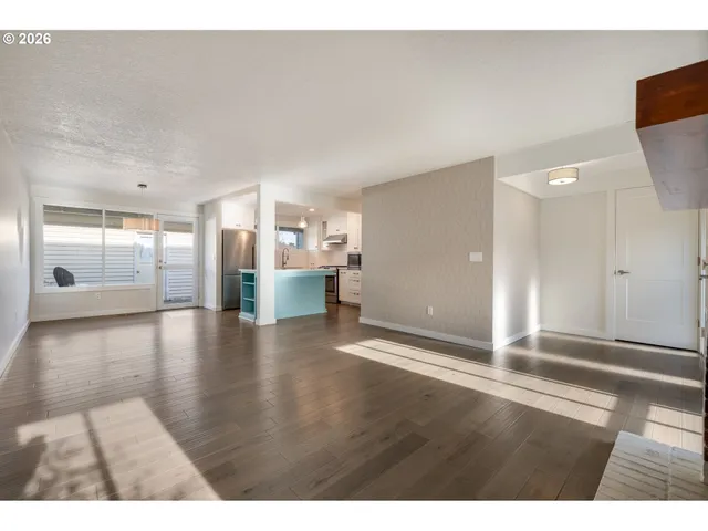 $315,000 | 5165 Southwest Normandy Place, Beaverton, OR 97005